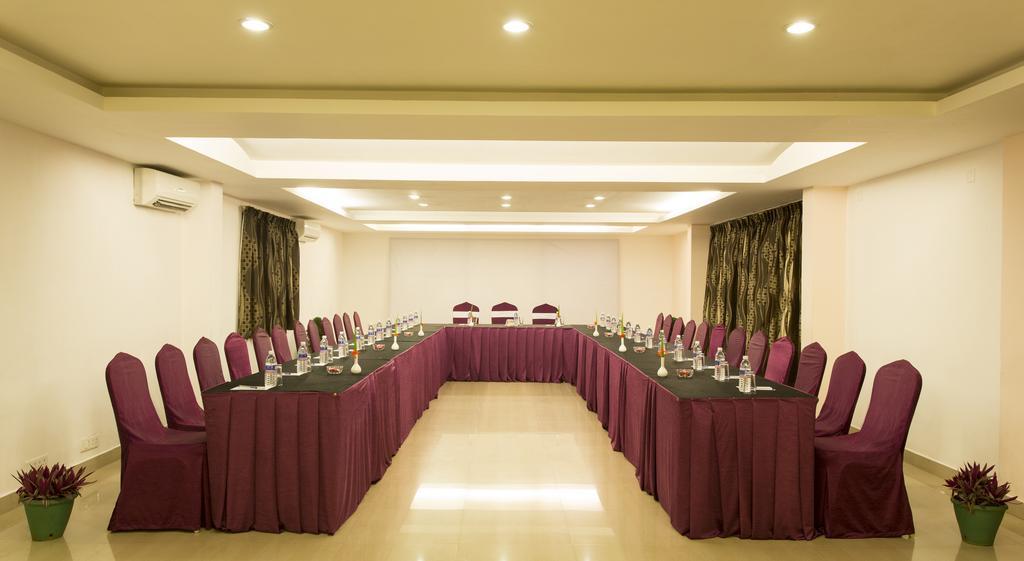 Sterling Yelagiri Hotel Bagian luar foto