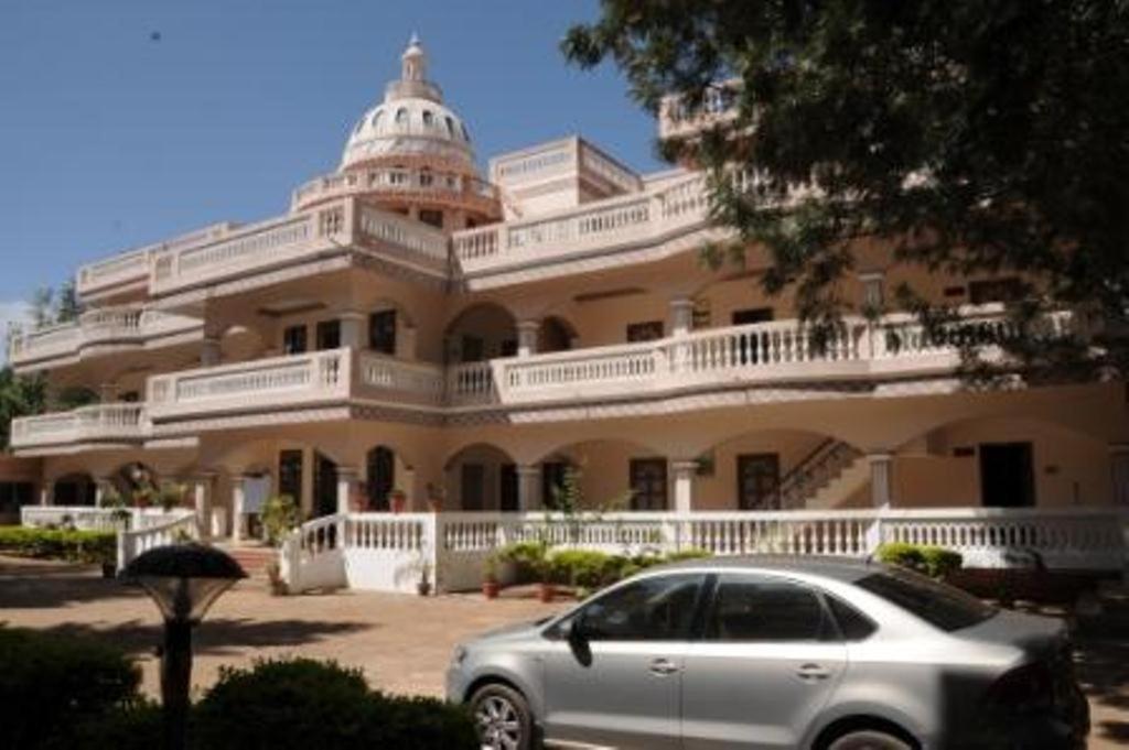 Sterling Yelagiri Hotel Bagian luar foto